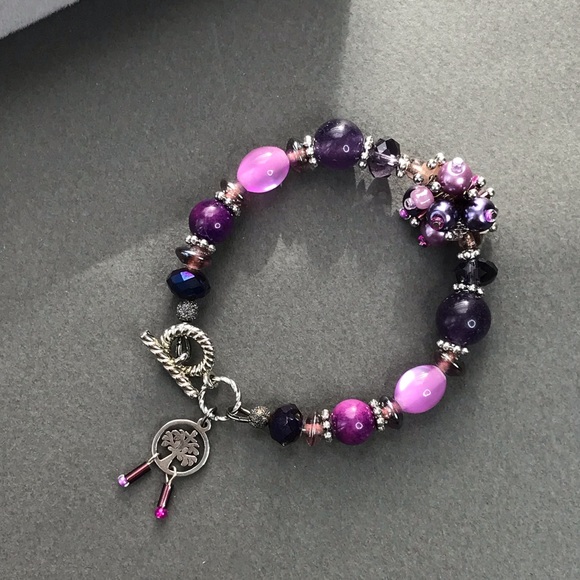 Bracelet with Jadeite - Picture 2 of 5